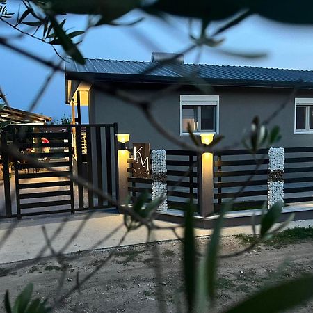 K&M Villas Nea Kallikrateia Exterior foto