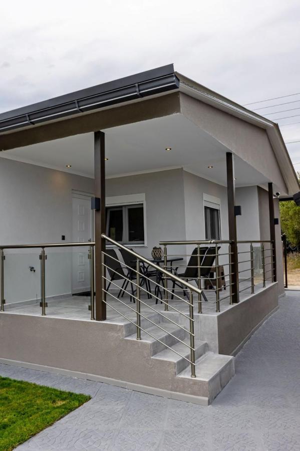 K&M Villas Nea Kallikrateia Exterior foto