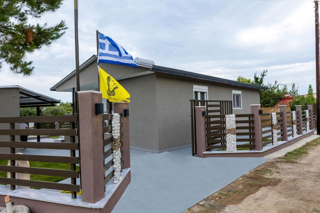 K&M Villas Nea Kallikrateia Exterior foto