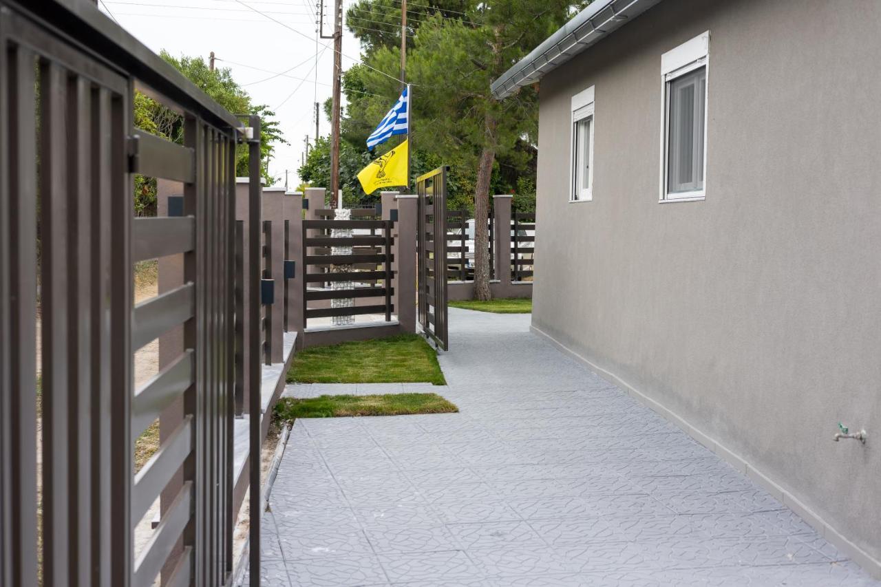 K&M Villas Nea Kallikrateia Exterior foto
